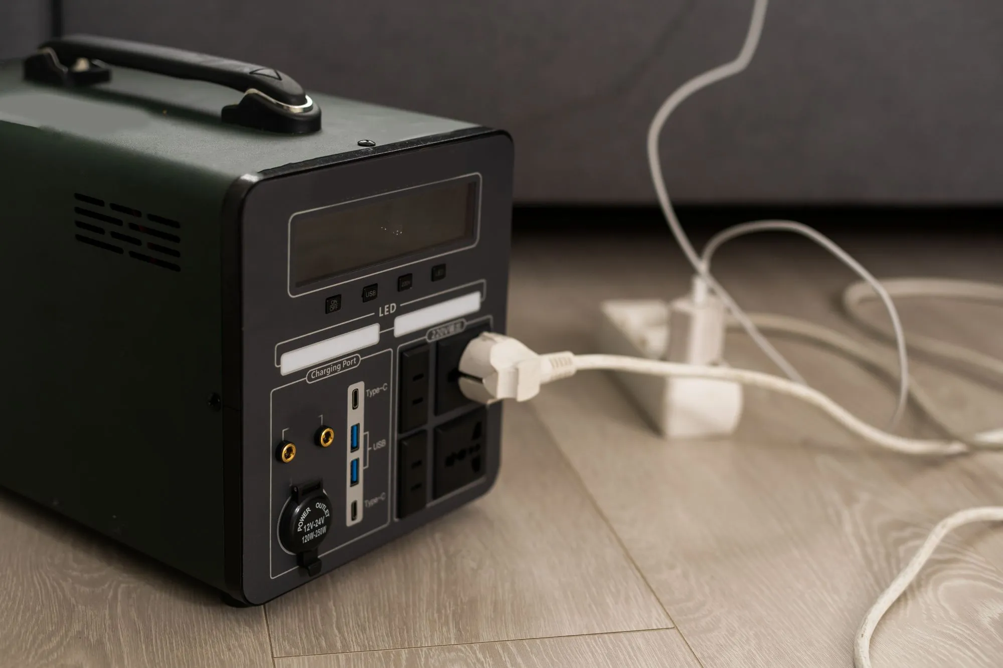 Portable vs standby generators for Winnipeg home backup power